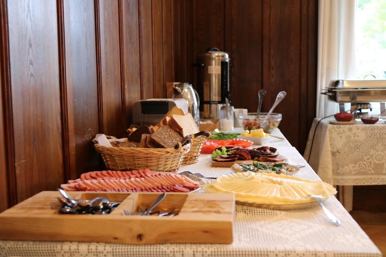 Villa Meri 페르누 외부 사진